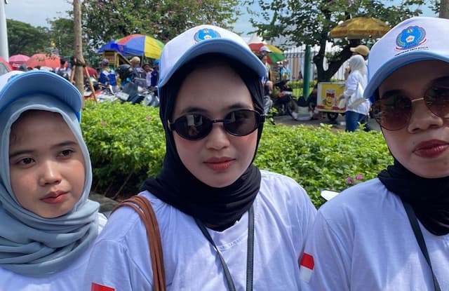 Curhat Buruh Perempuan di May Day, Keluhkan Gaji UMR Tak Cukup Buat Beli Skincare