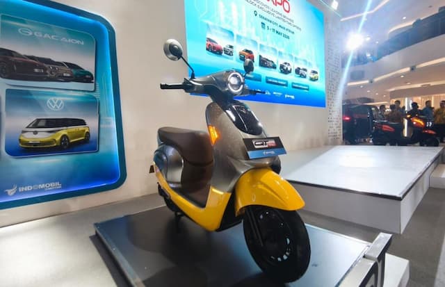Selain Mobil Pemerintah Siapkan Insentif untuk Motor Listrik Rp5 Juta, Kuota Awal 100.000 Unit