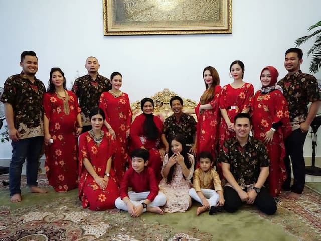 Innalillahi, Ayah Bunga Zainal Meninggal Dunia