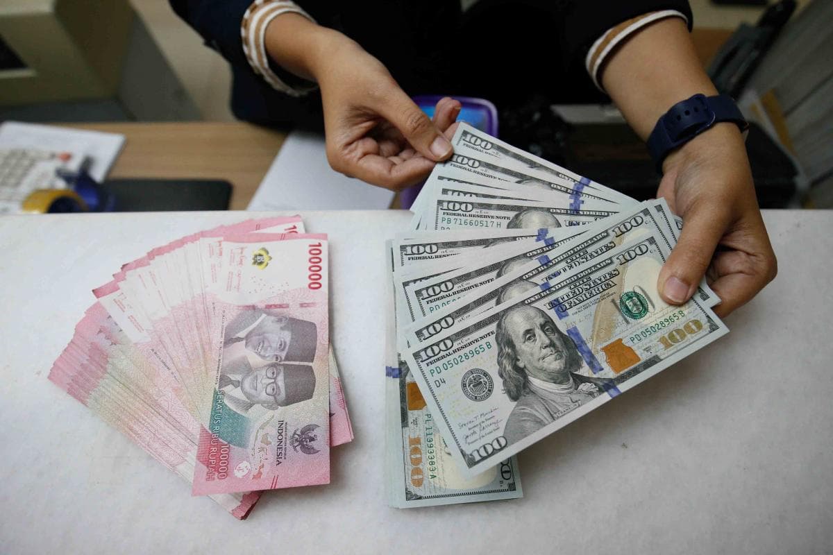 Rupiah Hari Ini Ditutup Kembali Menguat ke Rp17.333 per Dolar AS, Ini Pendorongnya