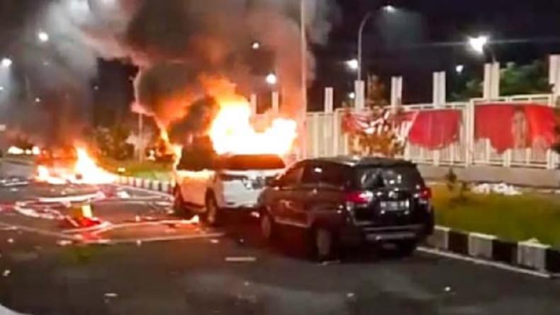 Polisi Amankan 14 Orang usai Laga Ricuh di Stadion Lukas Enembe