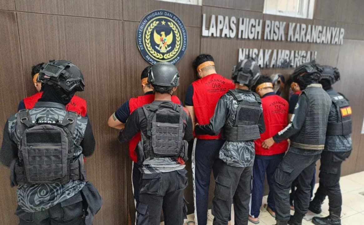 Ammar Zoni Dkk Telah Dipindah ke Nusakambangan, Dikawal Ketat TNI-Polri