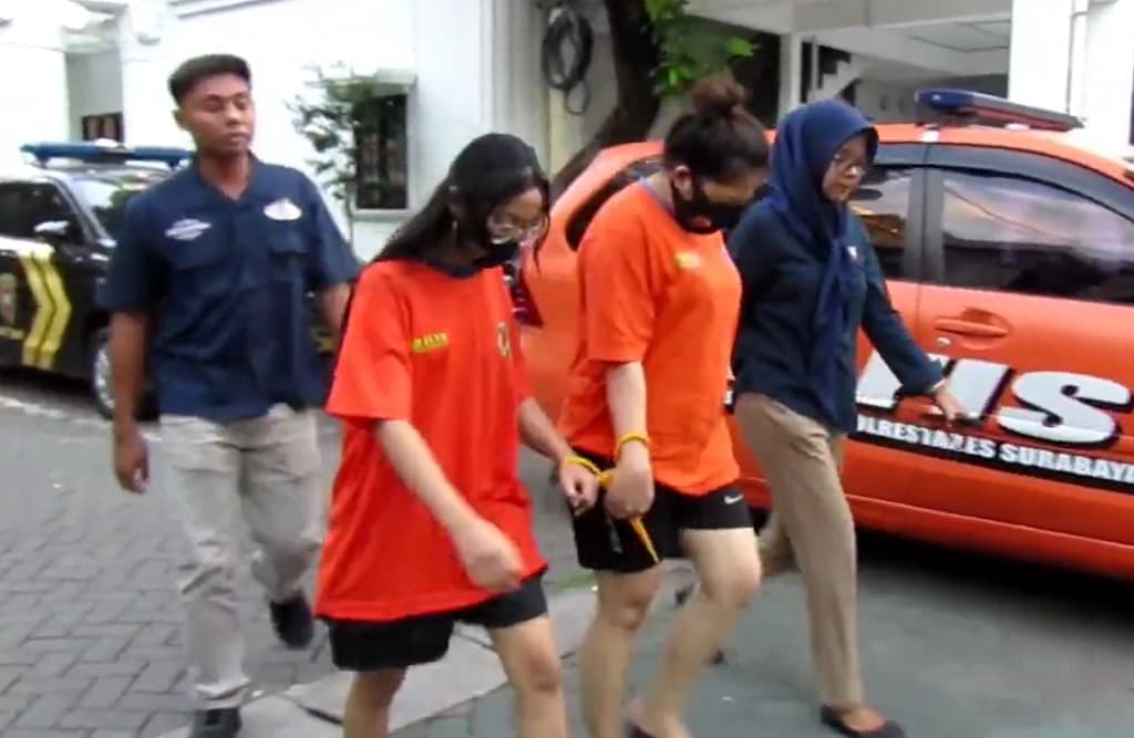 Sadis! Wanita Cantik di Surabaya Sekap Calon Mertua, Kuras Harta Miliaran demi Hidup Mewah