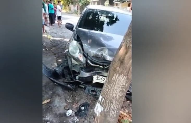 Heboh! Bocah SMP di Probolinggo Bawa Kabur Mobil Tetangga, Terhenti usai Tabrak Pohon Heboh! Bocah SMP di Probolinggo Bawa Kabur Mobil Tetangga, Terhenti usai Tabrak Pohon