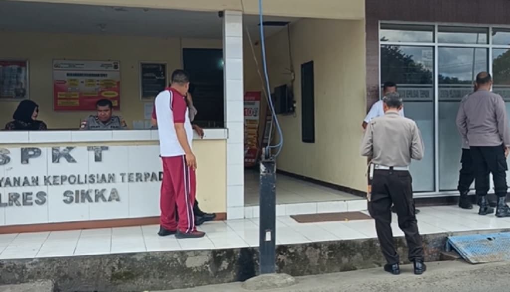 Oknum Polisi Terduga Penganiaya Siswa SMP Ditahan di Polres Sikka