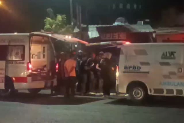 Ngeri! 3 Remaja Boncengan Motor Tewas Ditabrak Truk di Jombang, Sopir Kabur