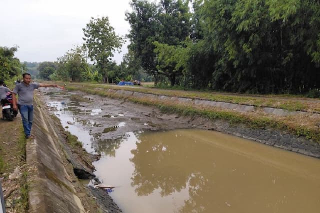 Kronologi 2 Bocah Kakak Adik Tenggelam di Kubangan Sungai Bodri Kendal Sedalam 2 Meter