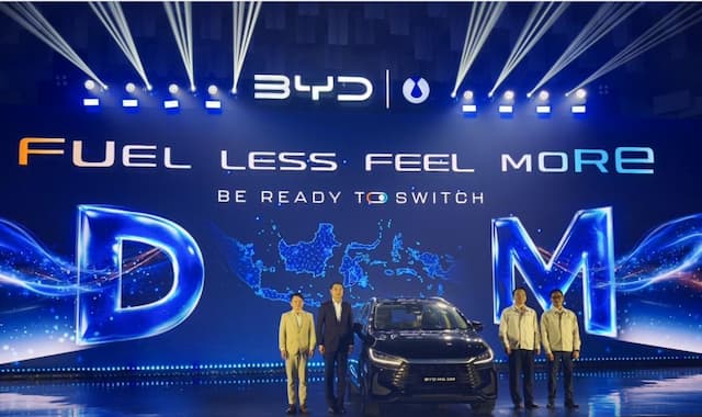 BYD M6 DM Meluncur di Indonesia, Bensin Diklaim Lebih Irit dari Motor 65 Km per Liter
