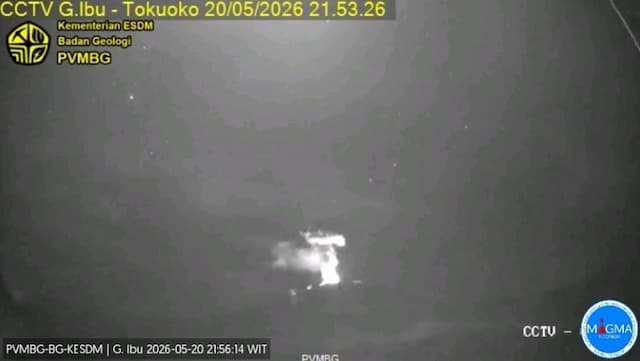 Gunung Ibu Erupsi Muntahkan Kolom Abu Vulkanik 1.000 Meter
