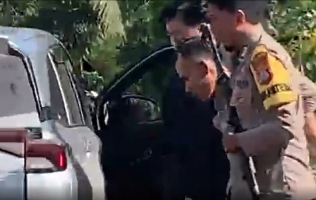 Tragedi Berdarah Pria Ngamuk Bacok 3 Orang di Banjar, 1 Tewas Ayah Luka-Luka