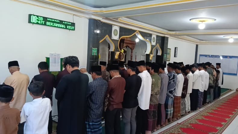 Jemaah Syattariyah di Tanah Datar Baru Laksanakan Salat Iduladha Hari Ini