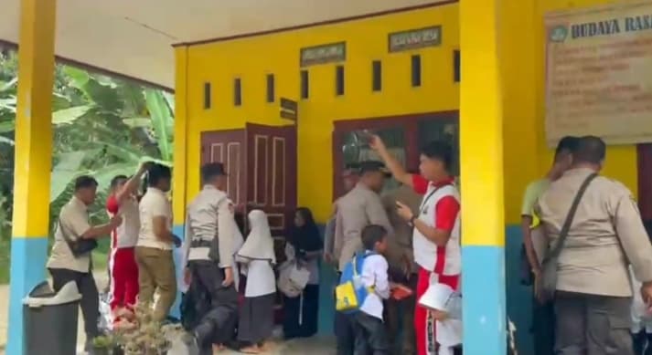 Setelah 5 Hari Terkunci, Ruang Kelas SD 05 Sungai Limau Akhirnya Dibuka
