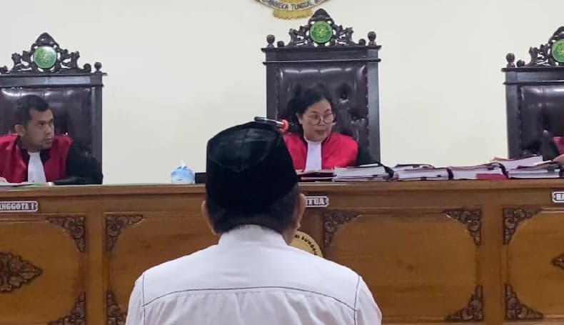 Kasus Uang Palsu, Eks Kepala Perpustakaan UIN Alauddin Andi Ibrahim Dituntut 8 Tahun Penjara