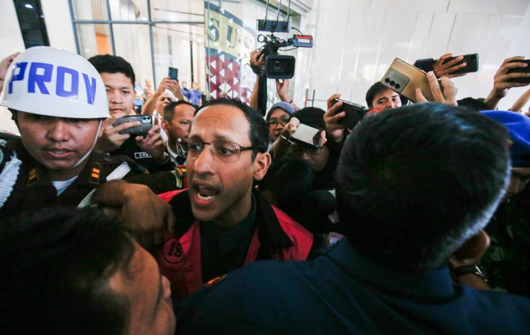 Pakai Rompi Tahanan, Nadiem Dijebloskan ke Rutan Salemba Usai Ditetapkan Tersangka