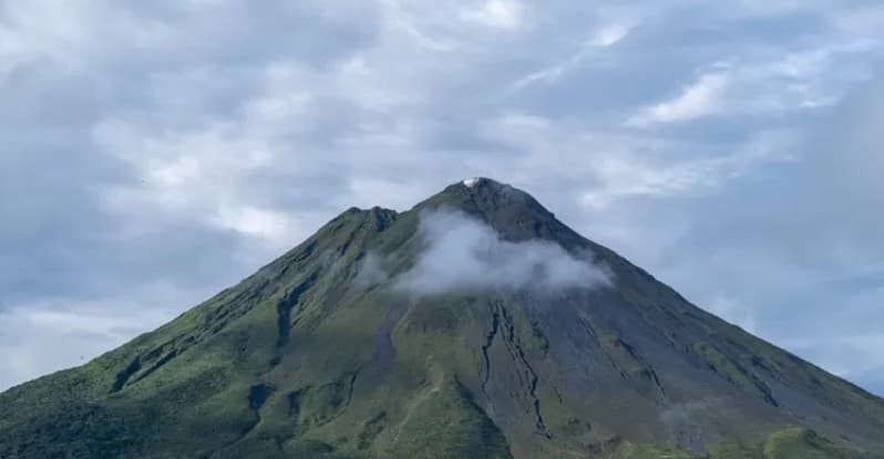 BREAKING NEWS Alat Pemantau Aktivitas Gunung Kelud Senilai Rp1,5 Miliar Dicuri