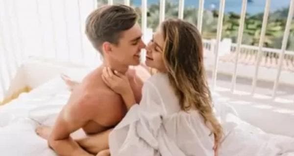 10 Tips Puaskan Pasangan Saat Bercinta di Ranjang, Diantaranya Kenali Bagian Tubuh