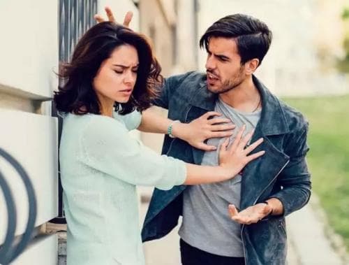 Istri Diduga Miliki Selingkuhan, Suami Ngamuk Lakukan KDRT