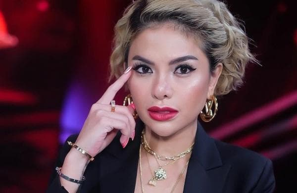 Terkuak Deretan Artis yang Sering Gonta-ganti Pacar Meski Sudah Jadi Janda