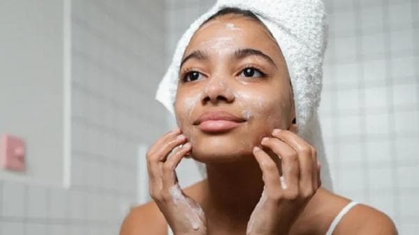 Gunakan Sperma di Wajah Diklaim Mampu Buat Awet Muda Serta Cegah Penuaan Dini