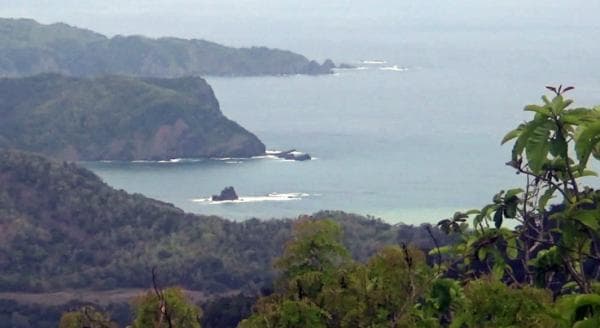 Pantai Konda Maloba Sumba Tengah, Eksotika dan Potensi Wisatanya Dibayangi Polemik