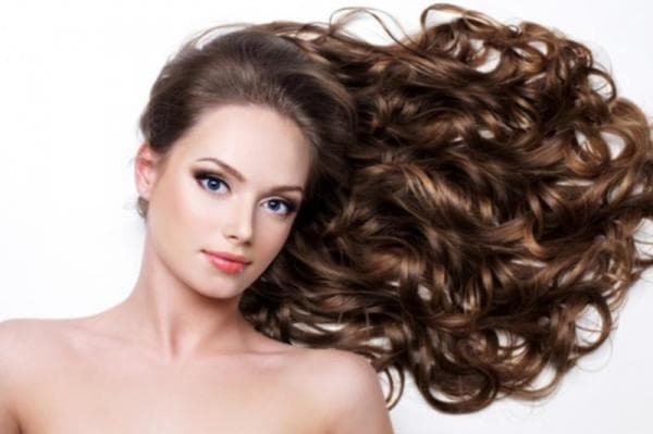 3 Cara Buat Heatless Curl yang Viral di TikTok, Ternyata Mudah dan Hasilnya Lebih awet