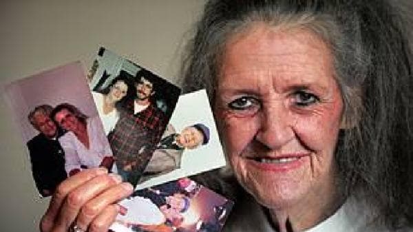 Linda Wolfe Pecahkan Rekor Dunia Punya Suami Terbanyak, Tercatat Sebanyak 24 Kali Menikah Linda Wolfe Pecahkan Rekor Dunia Punya Suami Terbanyak, Tercatat Sebanyak 24 Kali Menikah