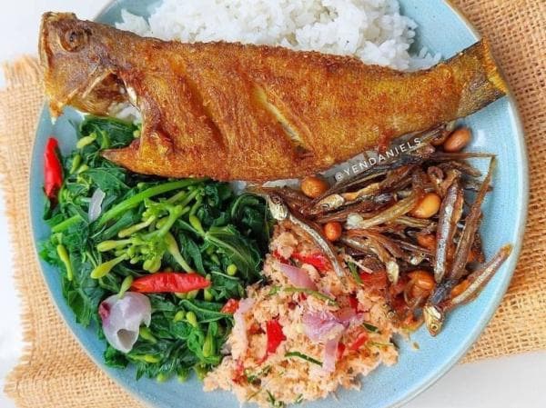 Makanan Busuk Bisa Timbulkan Penyakit, Begini Cara Mengenalinya !