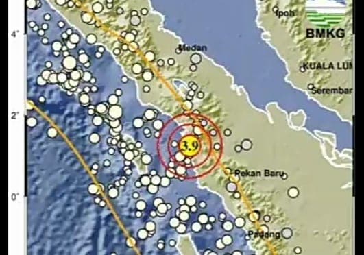 Padang Sidempuan Diguncang Gempa Magnitudo 3,9 di Kedalaman 79 Km Padang Sidempuan Diguncang Gempa Magnitudo 3,9 di Kedalaman 79 Km