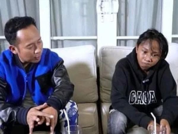 Pedih! Ini Dia Sederet Kalimat Kontroversi Fajar Sadboy `Hanya Mampu Beli Pancing Ketimbang RX King`