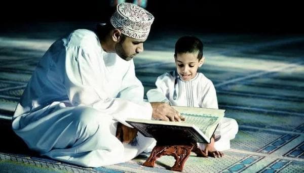 7 Cara Mendidik Anak agar Menjadi Hafidz Al Quran 7 Cara Mendidik Anak agar Menjadi Hafidz Al Quran