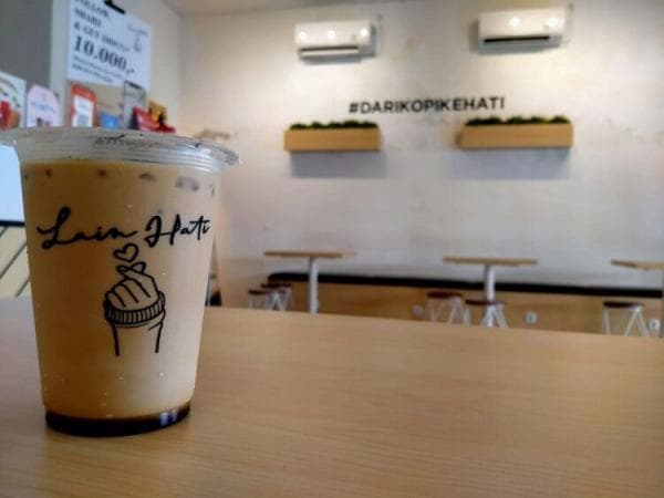 Siapa Pemilik Kopi Lain Hati? Sukses Menyasar Kalangan Milenial Jaman Now