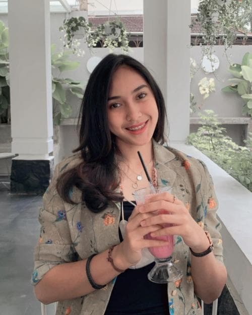 Potret Adinda Indah, Atlet Voli Cantik yang Kini Jadi Reporter Proliga 2023 Potret Adinda Indah, Atlet Voli Cantik yang Kini Jadi Reporter Proliga 2023