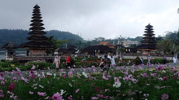 Daya Tarik Lokasi Syuting ini Bikin Artis Papan Atas Amerika Nekat Pindah Agama