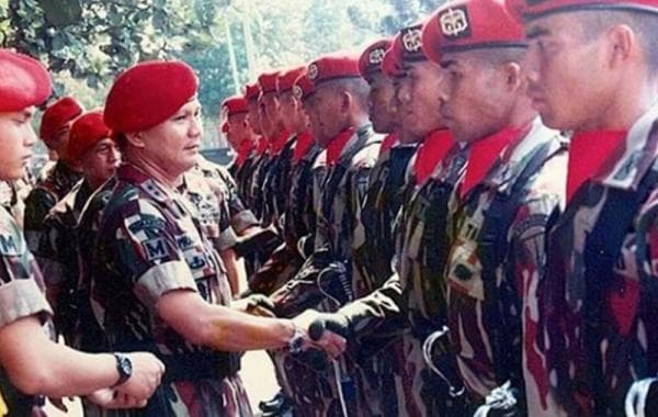 Kisah Operasi Pembebasan 26 Sandera Mapenduma, Prabowo Tak Pernah Lupakan Info Penting Serka Bayani Kisah Operasi Pembebasan 26 Sandera Mapenduma, Prabowo Tak Pernah Lupakan Info Penting Serka Bayani