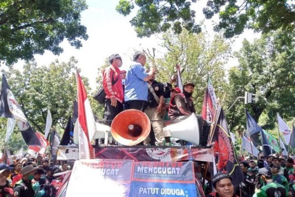 Lirik Lagu Buruh Tani- Marjinal: Buruh Tani Mahasiswa Rakyat Miskin Kota