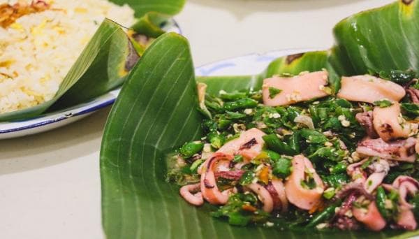 Imah Babaturan, Warung Kopi Hits di Bandung dengan Konsep Menu Rumahan