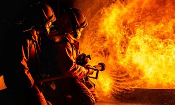 Warung Bakso di Kayuringin Bekasi Hangus Terbakar, Kerugian Ditaksir Rp200 Juta