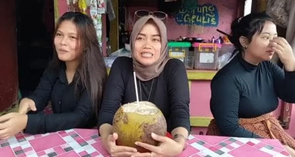Ada Janda Cantik di Selaawi Garut Jadi Pelayan Kopi Bikin Penasaran Ada Janda Cantik di Selaawi Garut Jadi Pelayan Kopi Bikin Penasaran