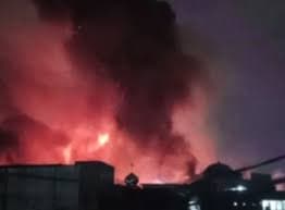 Miris! Begini Dampak Asap Kebakaran Depo Pertamina Plumpang bagi Warga Sekitar