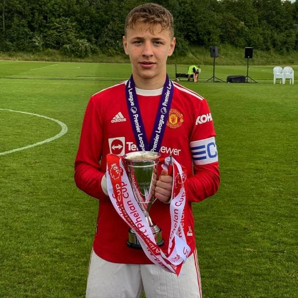 Masya Allah, Pemain Muda Manchester United Ini Lantunkan Ayat Suci Al-Qur`an Dengan Merdu