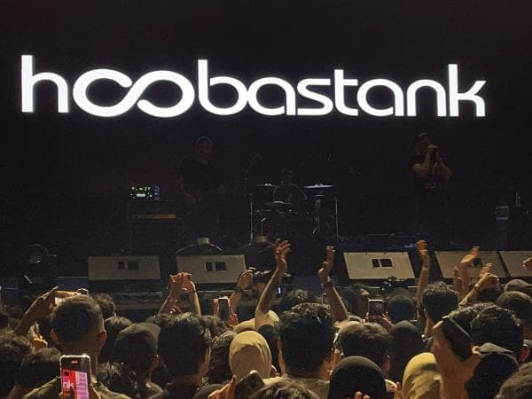 Pertama Kali di Medan, Hoobastank Sukses Menghibur Para Fans di Panggung Deliland Festival
