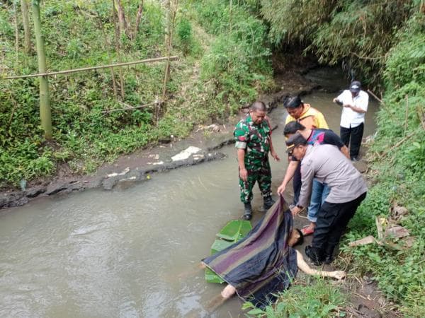 Warga Lumajang yang Terlibat Carok karena Masalah Asmara, Akhirnya Diamankan Warga Lumajang yang Terlibat Carok karena Masalah Asmara, Akhirnya Diamankan