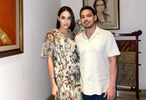 Adilla Dimitri dan Baby Jovanca Pamer Kemesraan di Momen Lebaran