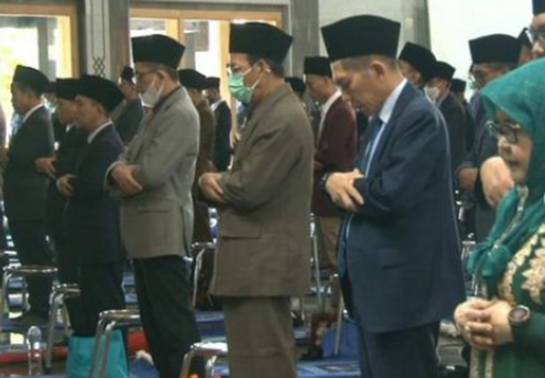 Sholat Id di Ponpes Al Zaytun Bikin Heboh, Ini kata Ketua MUI Indramayu