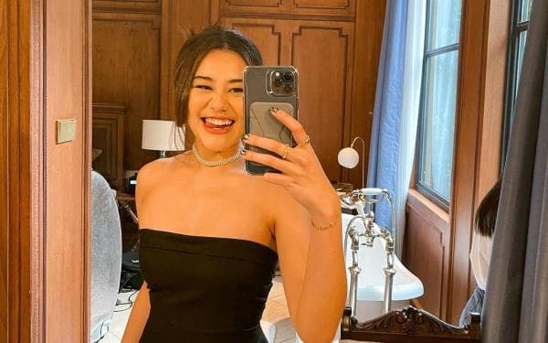 Aaliyah Massaid Goda Kaum Adam, Intip Foto dengan Wajah Cantiknya