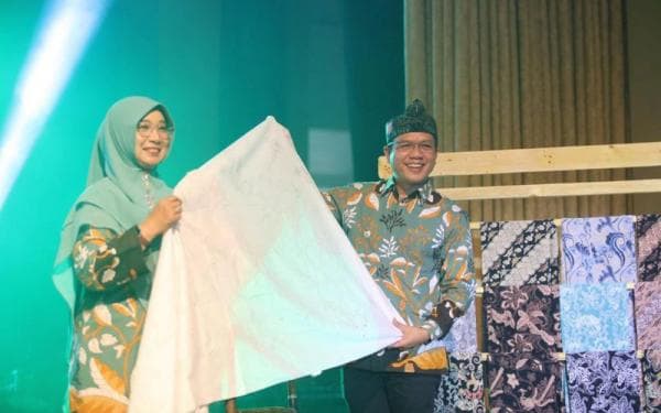 Perkenalkan Batik Kina, Dadang Supriatna: Ini Ciri Khas Kabupaten Bandung