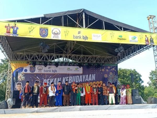 5 Tradisi dan Budaya di Kota Depok, Nomer 5 Dinamai Oleh Wali Kota Itu Sendiri