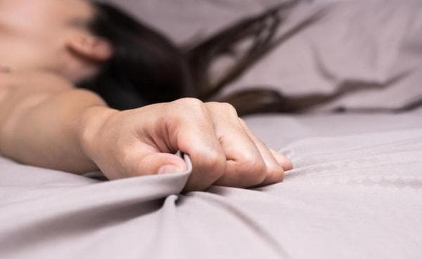 Pria Harus Tahu! Berikut Ciri Wanita Alami Orgasme Saat Bercinta
