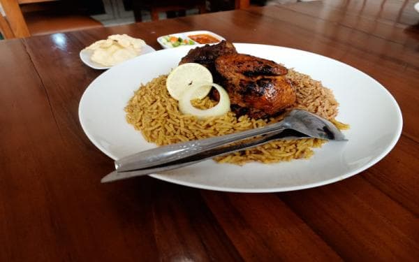 Menikmati Kebuli Al-Khalid di Bandung, Harganya Murah dan Enak