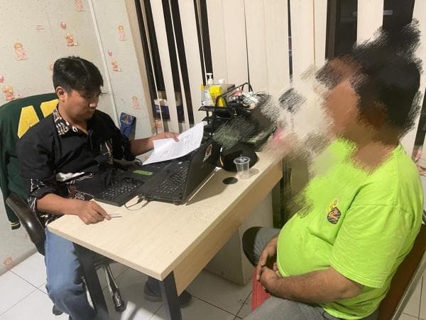 Ayah dan Anak Pemerkosa Gadis di Cirebon Ditetapkan Jadi Tersangka Ayah dan Anak Pemerkosa Gadis di Cirebon Ditetapkan Jadi Tersangka